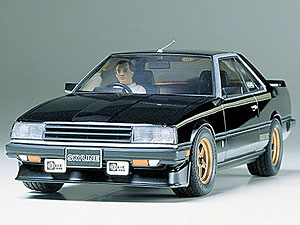 [1/24] NISSAN SKYLINE 2000RS HARDTOP