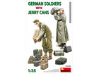 [1/35] GERMAN SOLDIERS WITH JERRY CANS